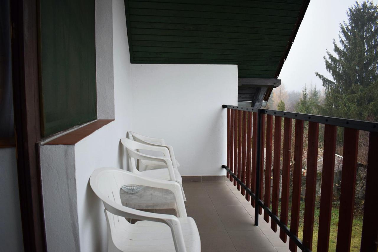 Ket Diofa Vendeghaz Hotel Felsotarkany Exterior photo