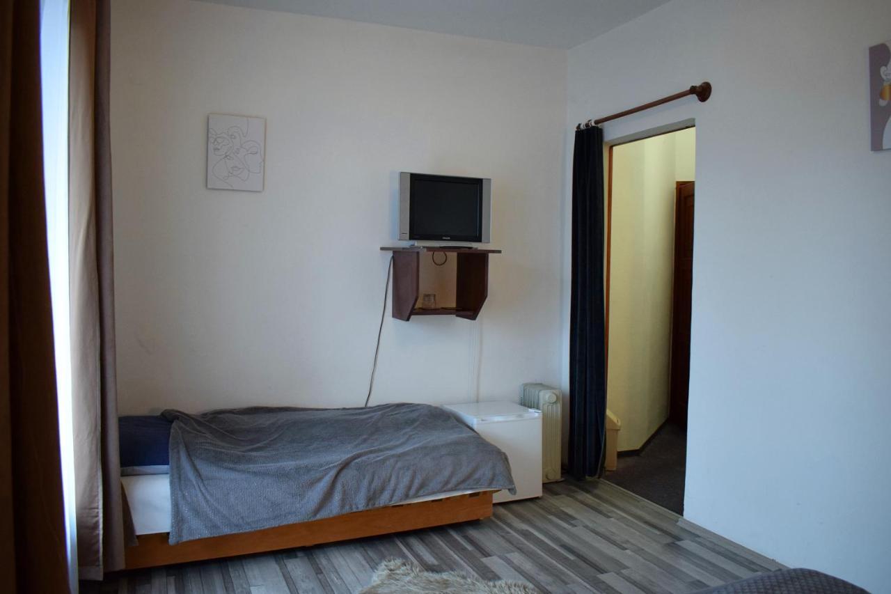 Ket Diofa Vendeghaz Hotel Felsotarkany Exterior photo